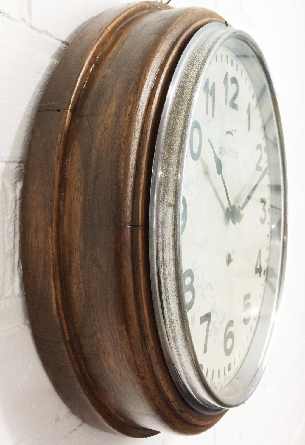 Antique Vintage Clocks & Décor | eXibit collection