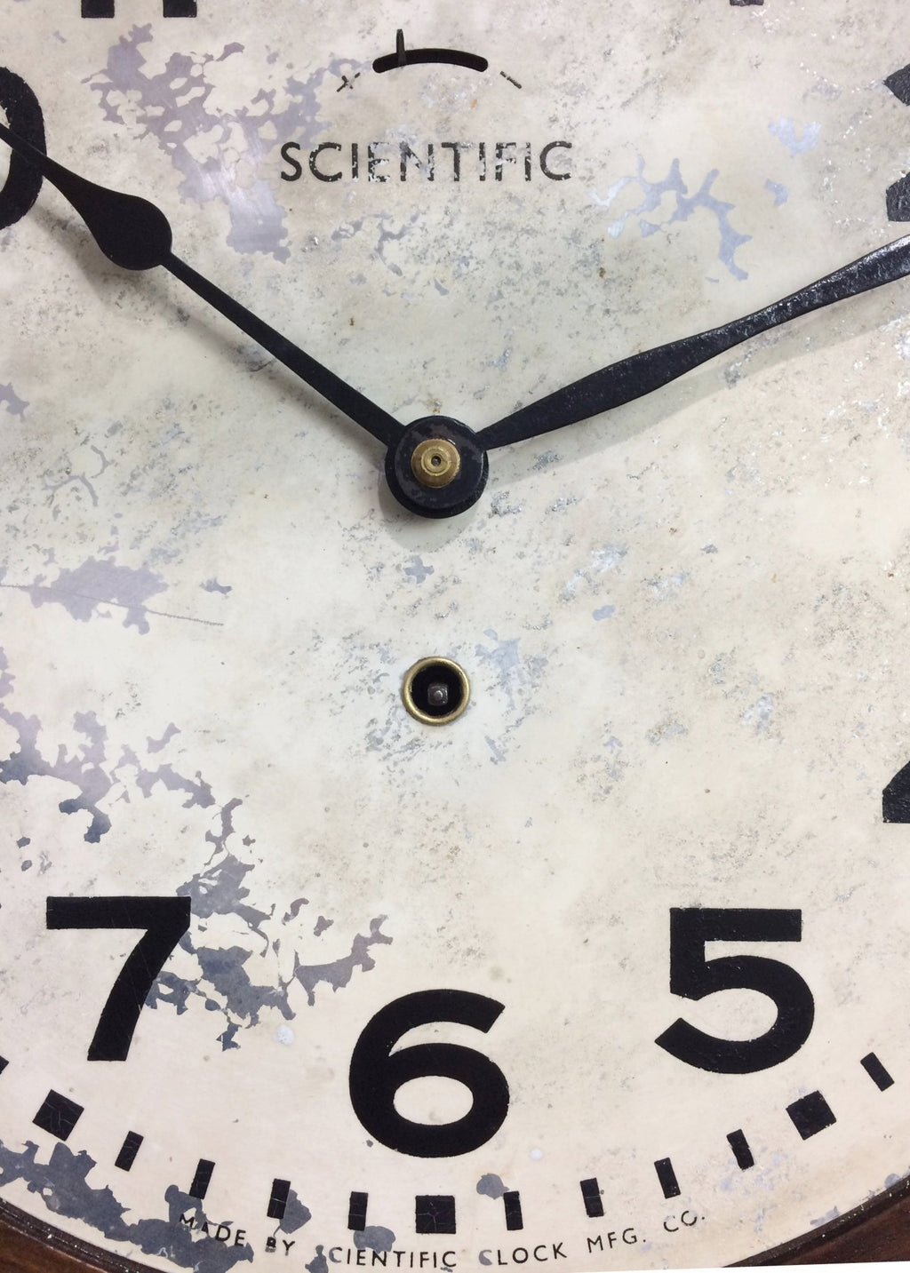 Antique Vintage Clocks & Décor | eXibit collection