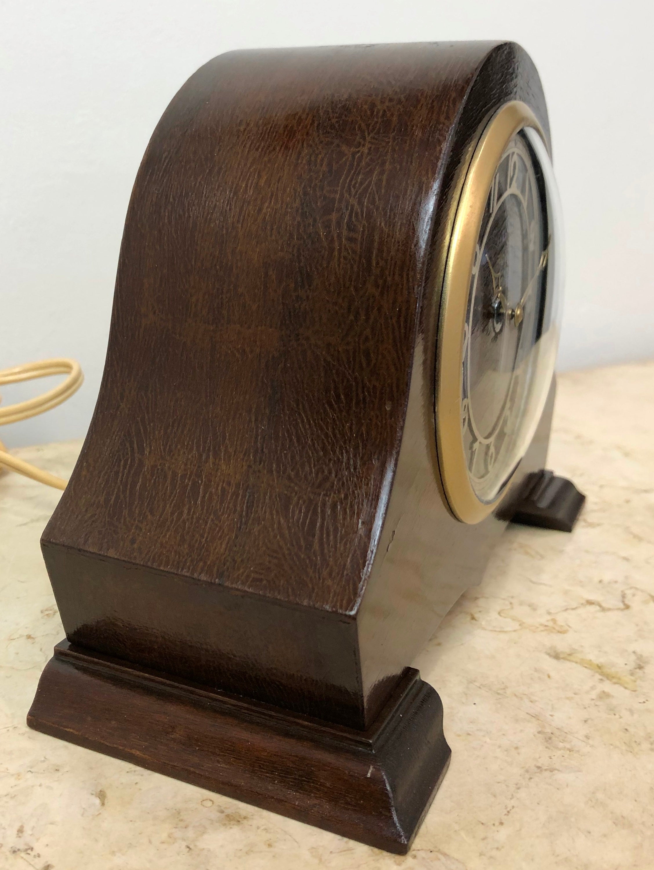 Vintage Art Deco English Electric Mantel Clock | eXibit collection