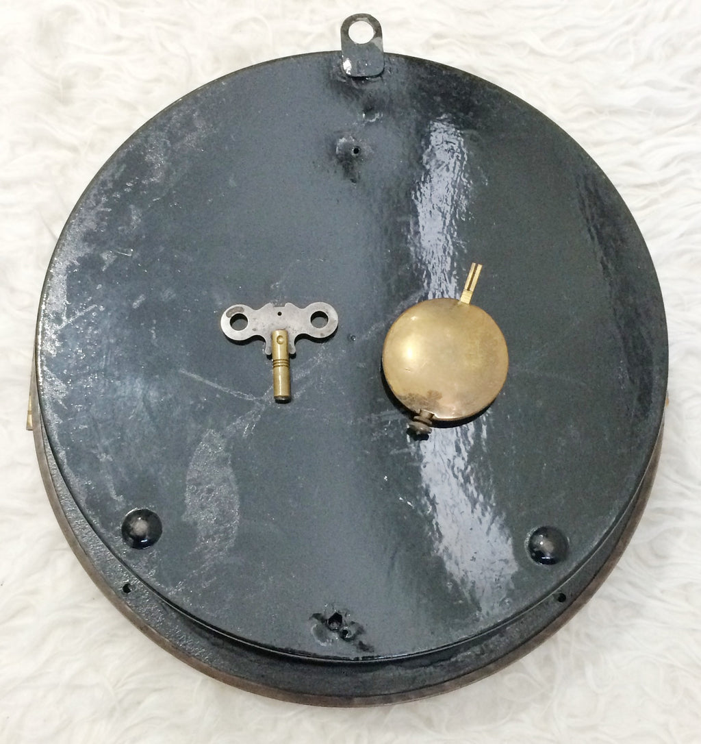 Antique Vintage Clocks & Décor | eXibit collection