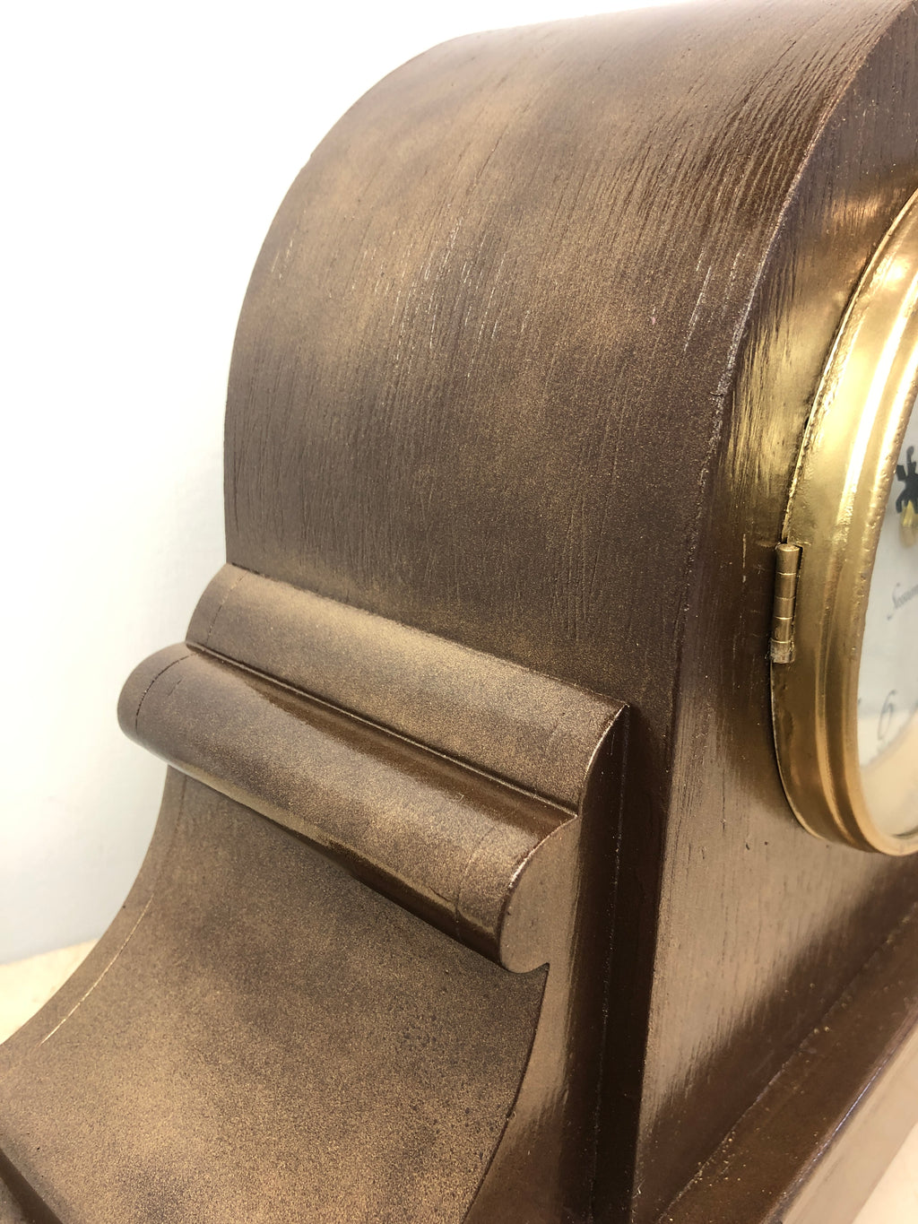 Original Vintage Sessions Battery Mantel Clock | eXibit collection