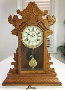 Vintage WATERBURY U.S.A Cottage Mantel Clock | eXibit collection