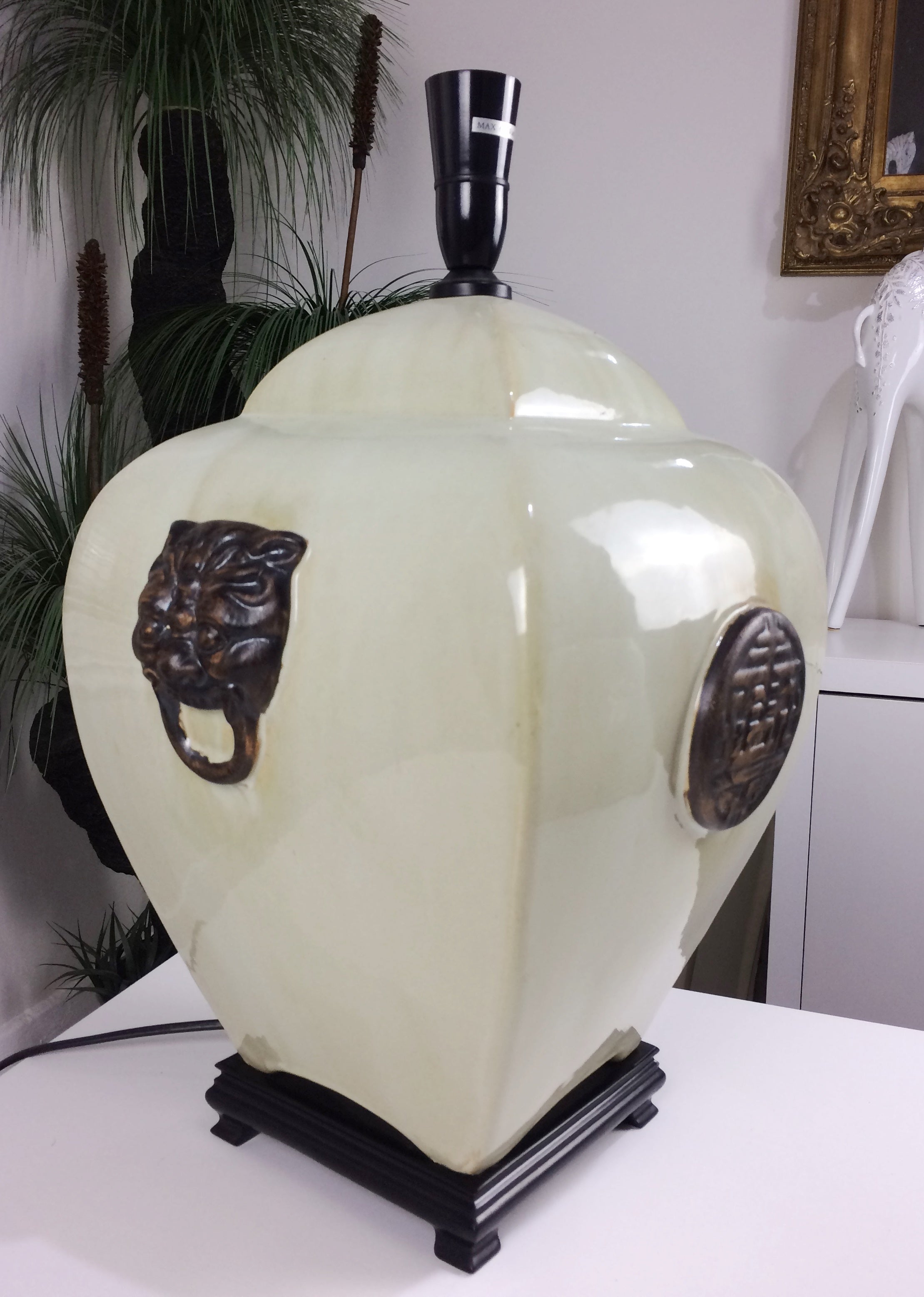 HUGE Asian Style Ceramic Table Lamp | eXibit collection