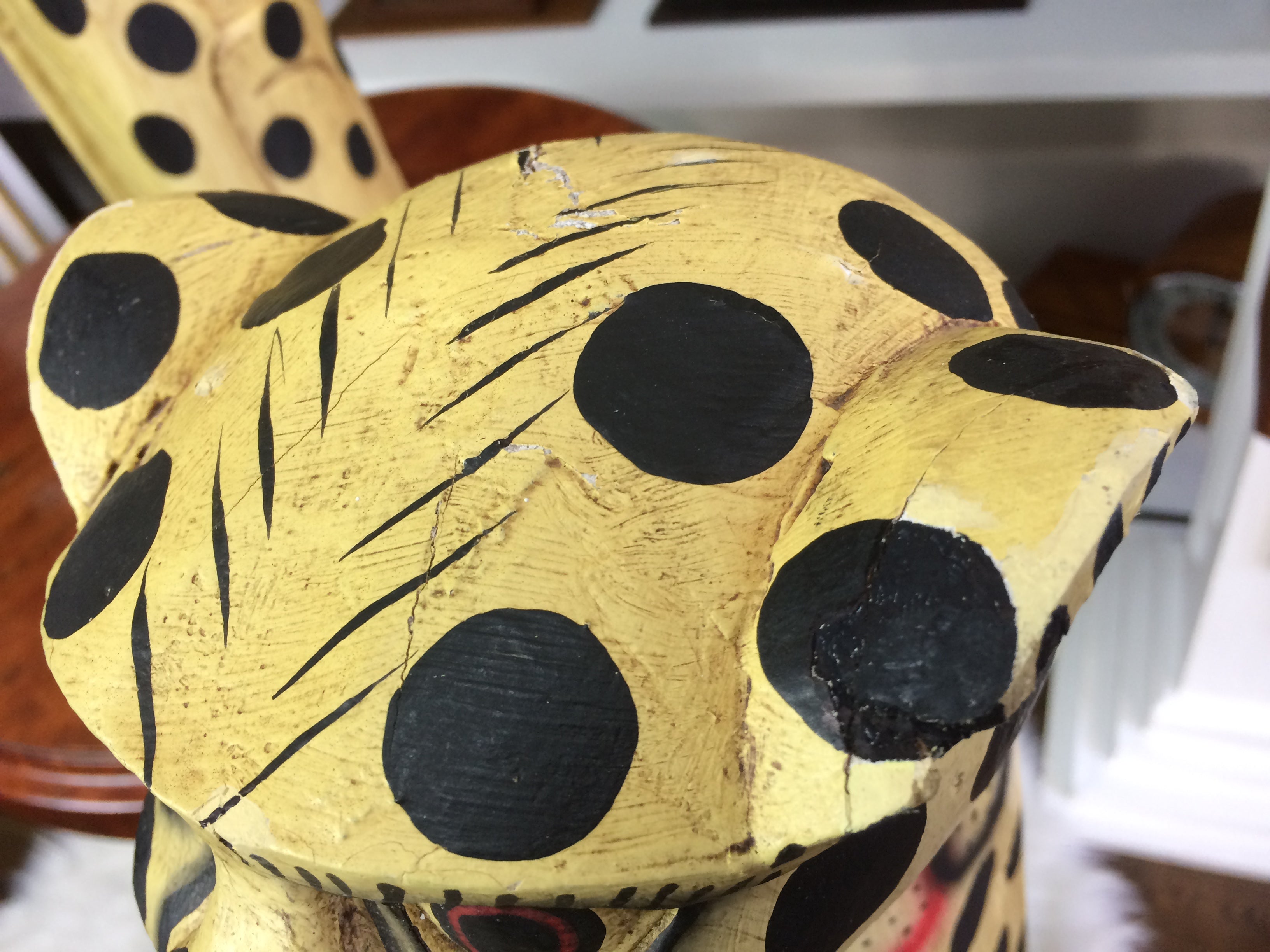 Spotted Cheetah Leopard Cat Sculpture | eXibit collection