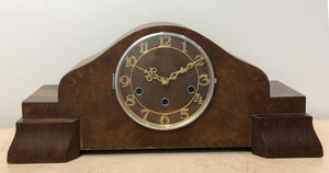 Original Vintage Battery Mantel Clock | eXibit collection