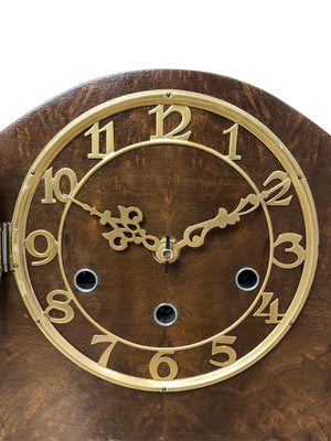 Original Vintage Battery Mantel Clock | eXibit collection