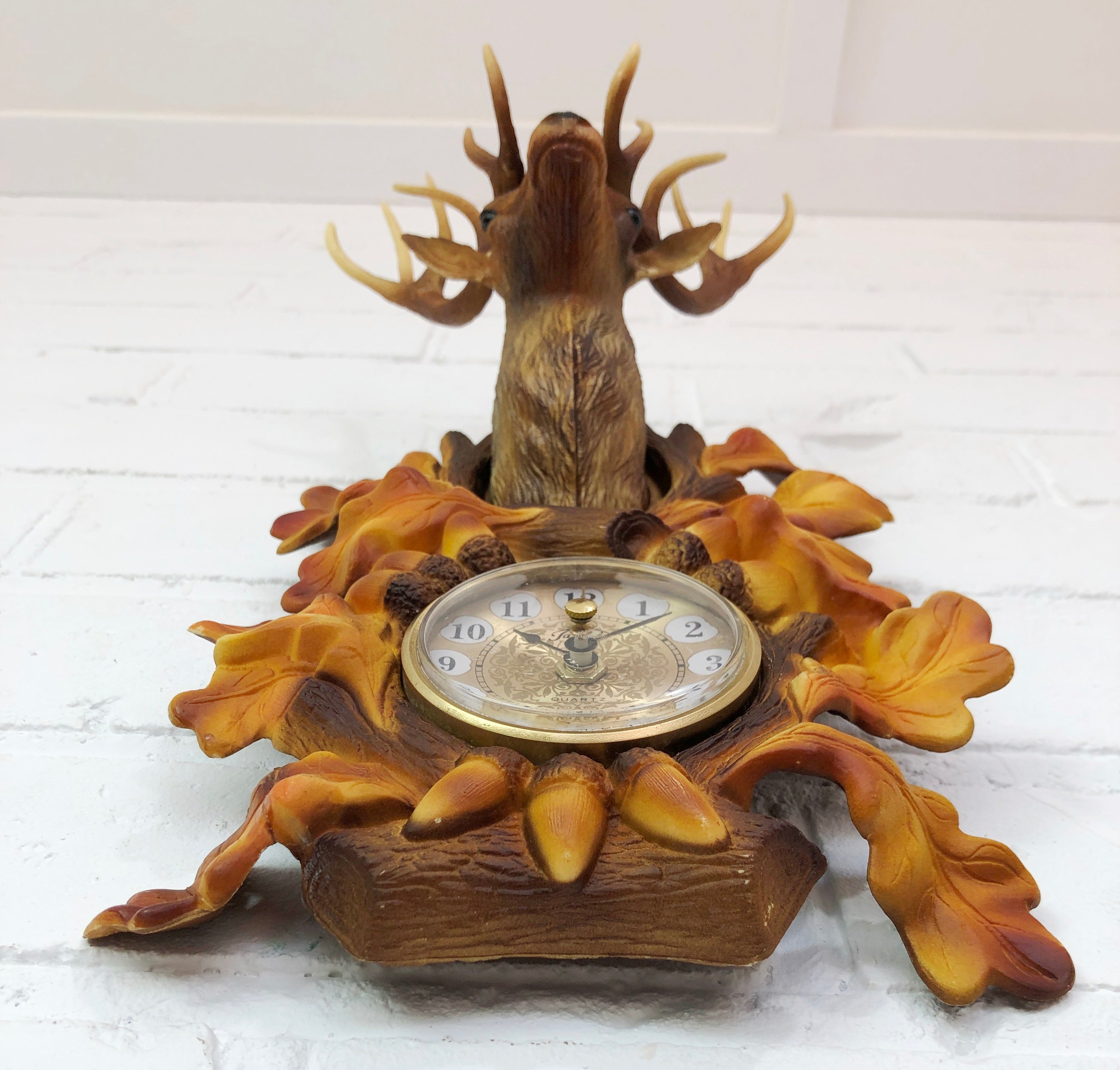 Vintage Stag Deer Head Battery Wall Clock | eXibit collection