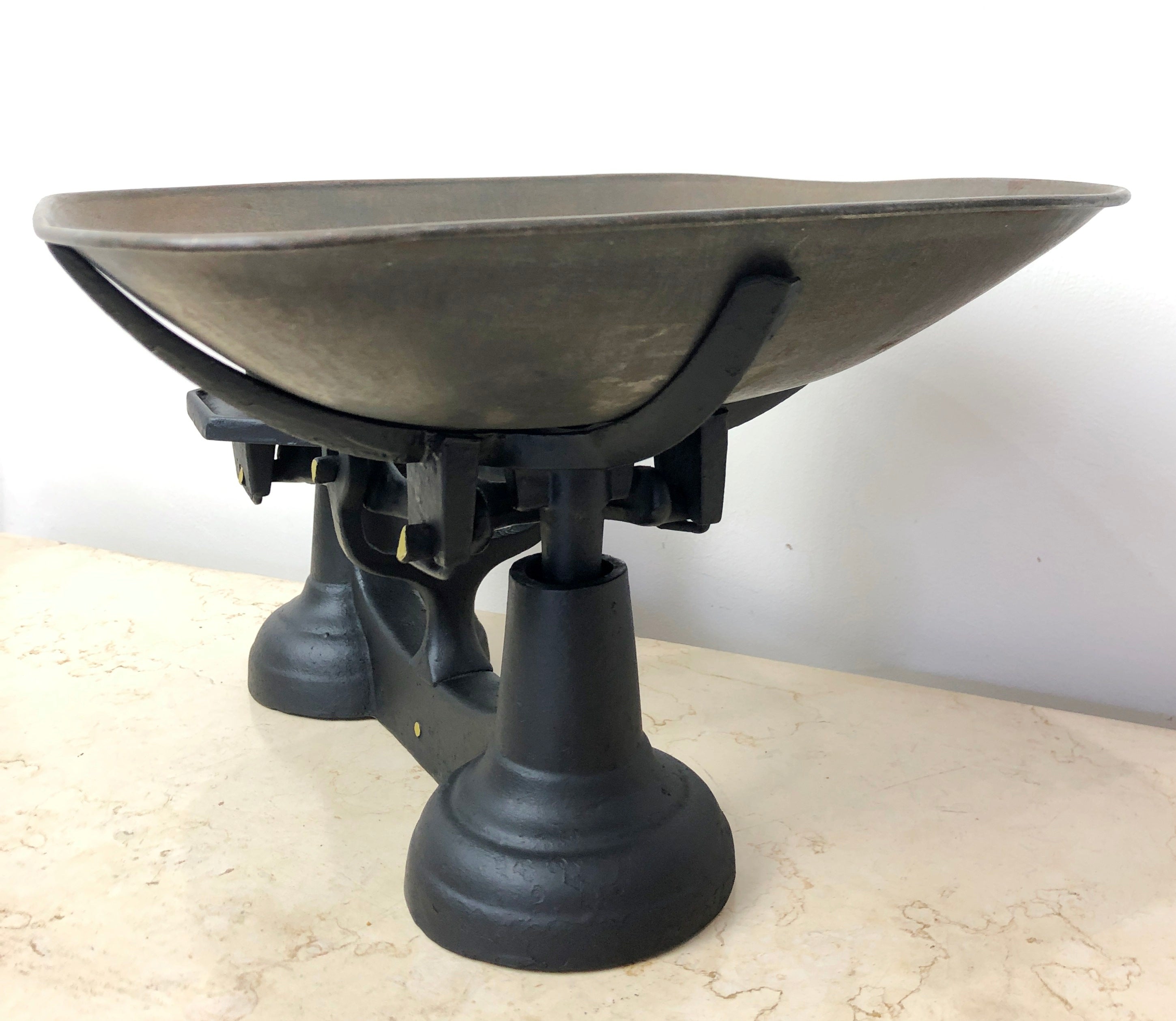 Cast Iron Scale