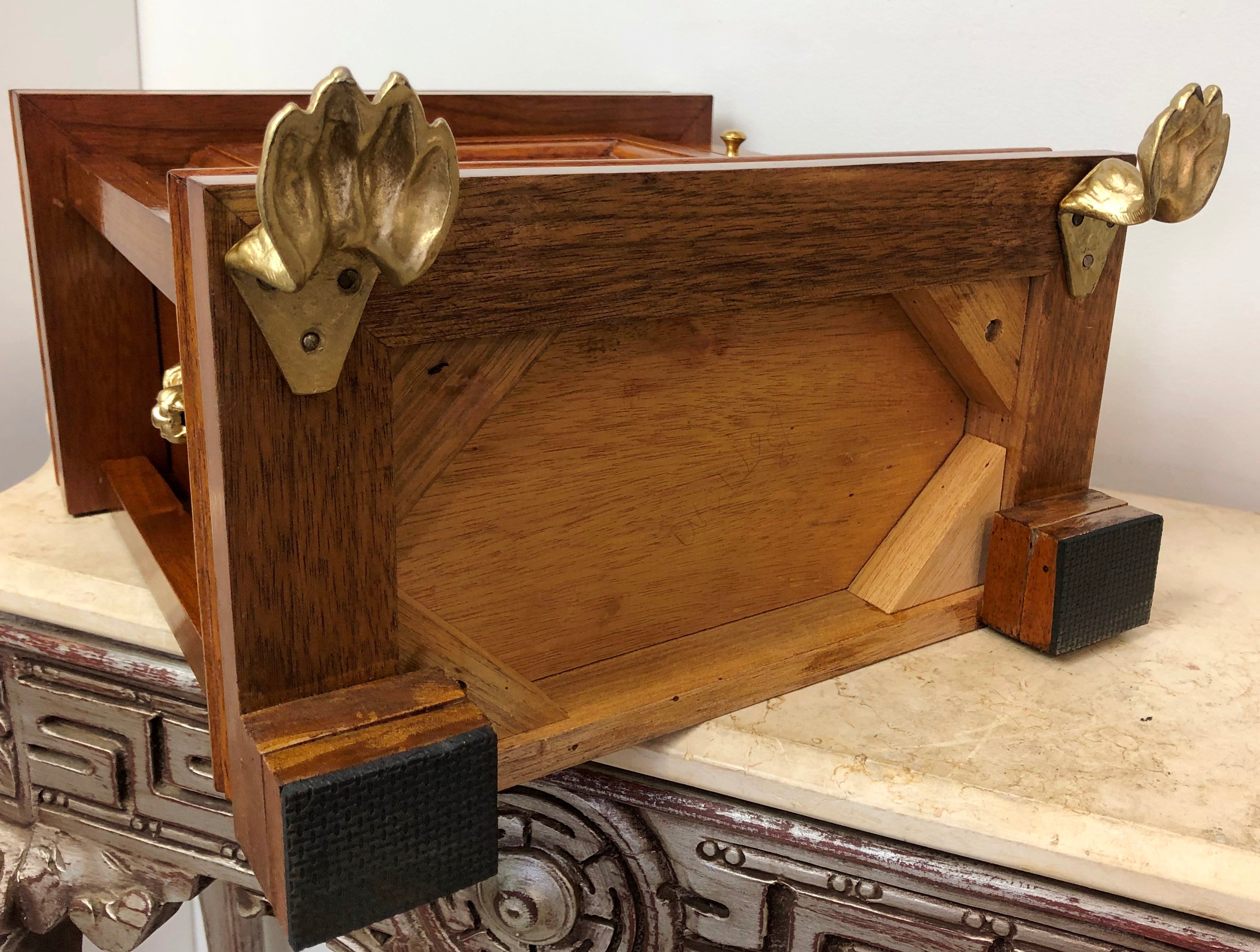 Vintage SOLID Wood Lion & Claw Feet Battery Mantle Clock | eXibit collection