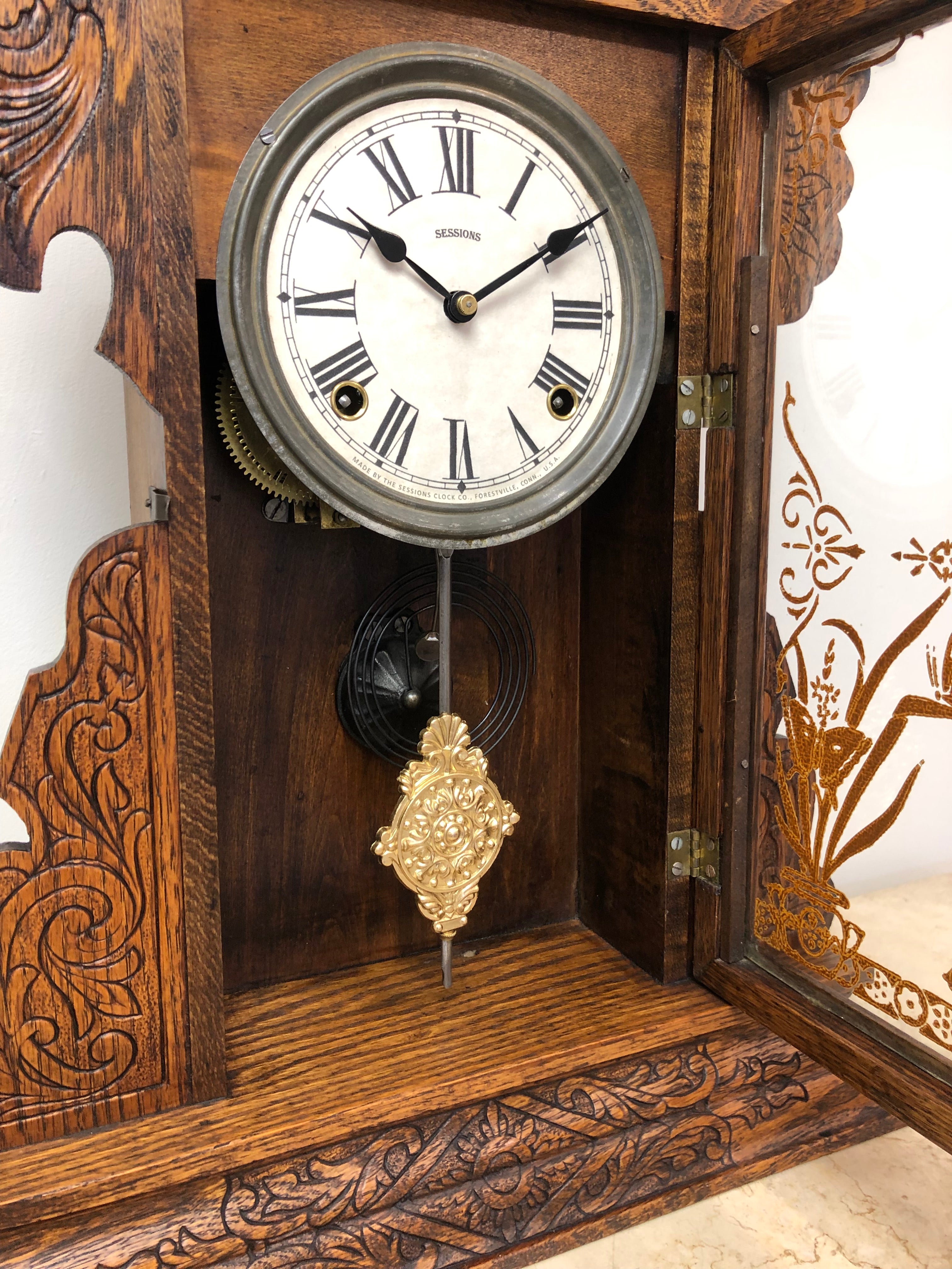Antique Sessions Cottage Hammer on Coil Chime Mantel Clock | eXibit collection