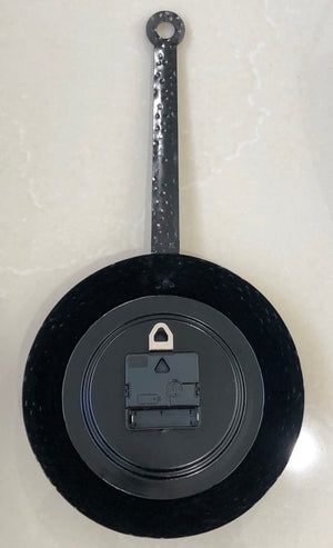 Vintage Kitchen Frying Pan Battery Wall Clock | eXibit collection