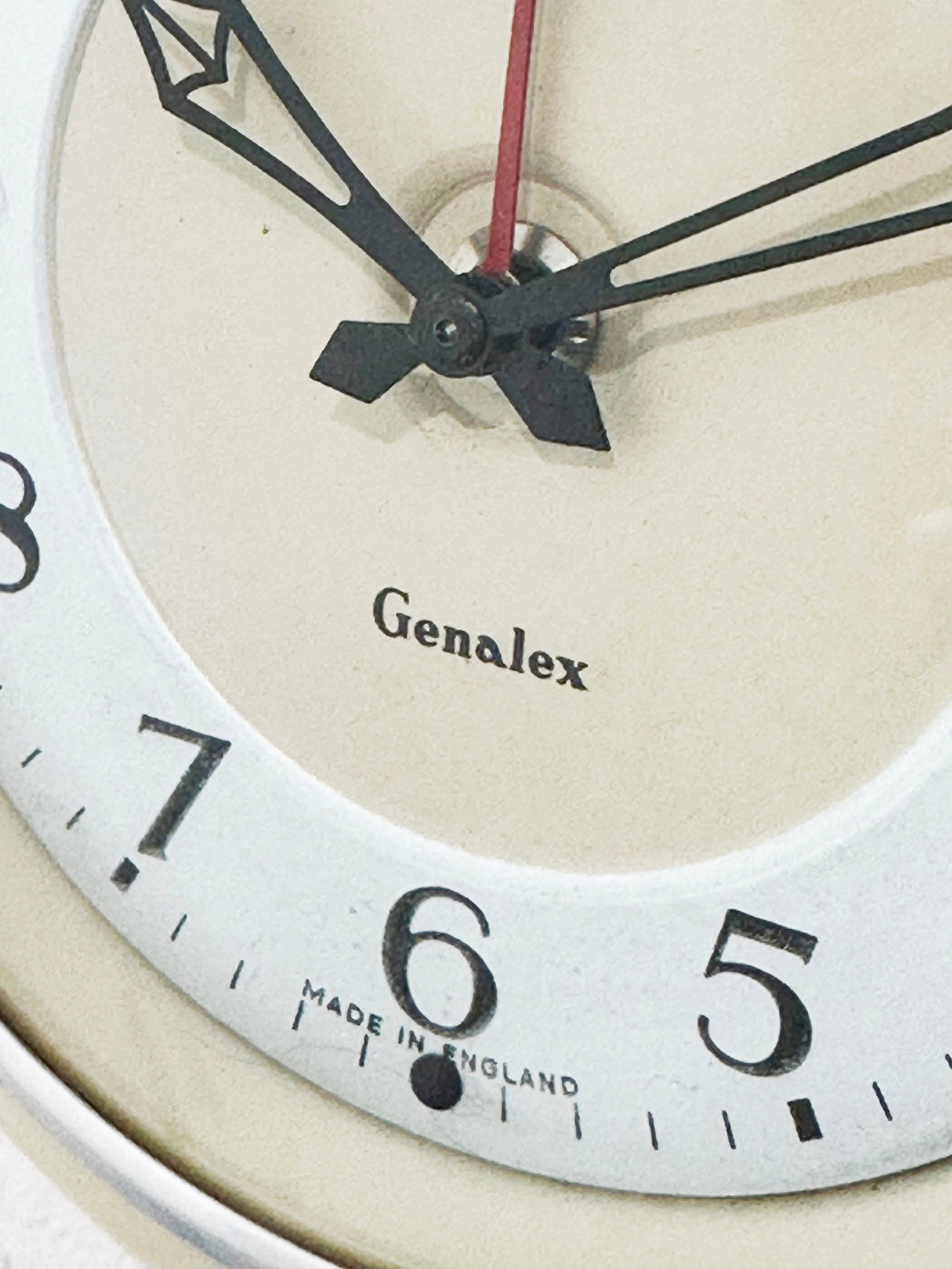   Vintage GENALEX Bakelite Electric Sweeping Wall Clock 