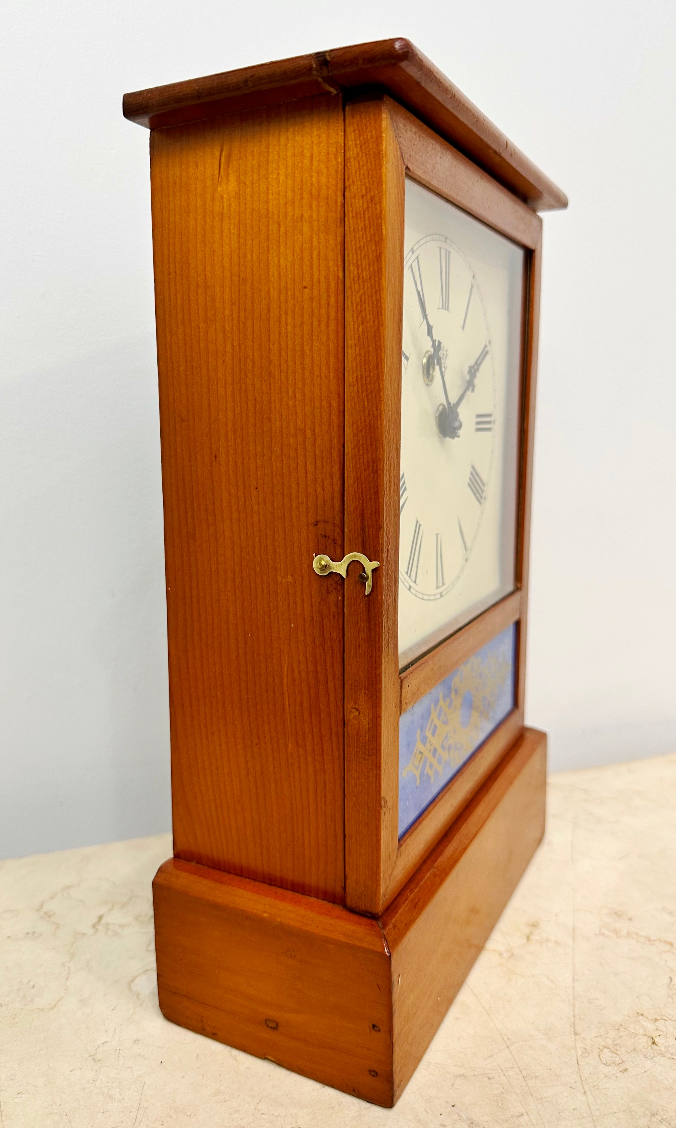 Antique Waterbury Pendulum Mantel Clock | eXibit collection