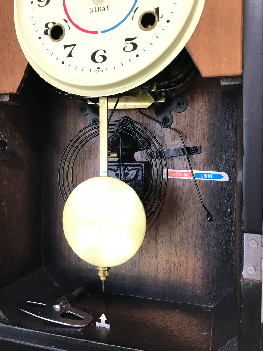 Vintage 31 Day Wall Clock | eXibit collection