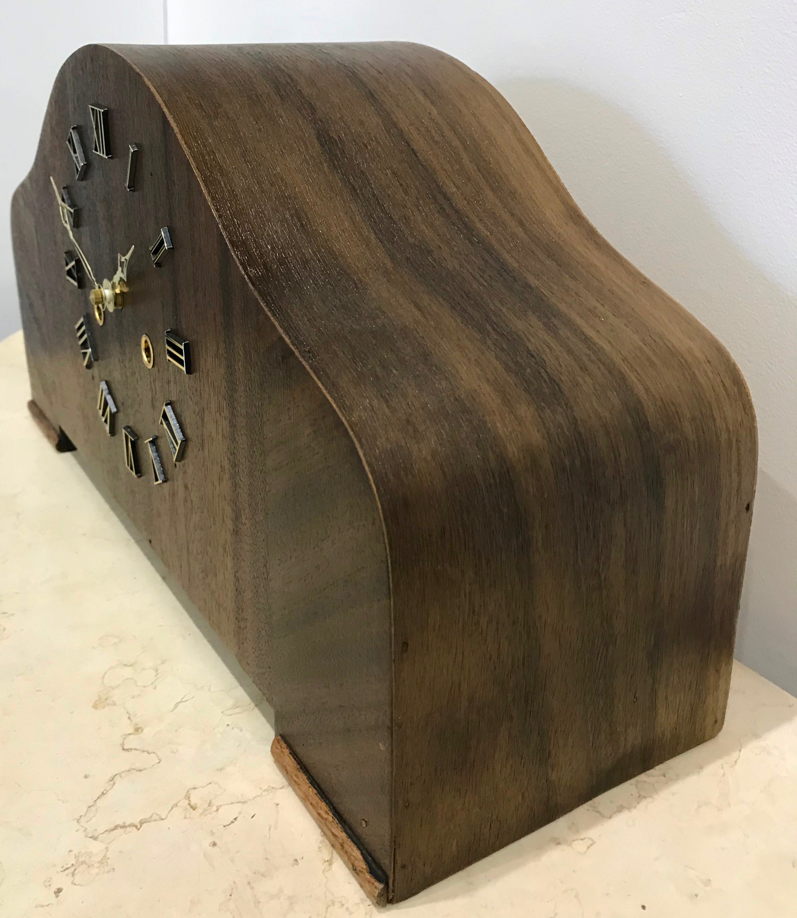 Restored Original Vintage Mantel Clock | eXibit collection