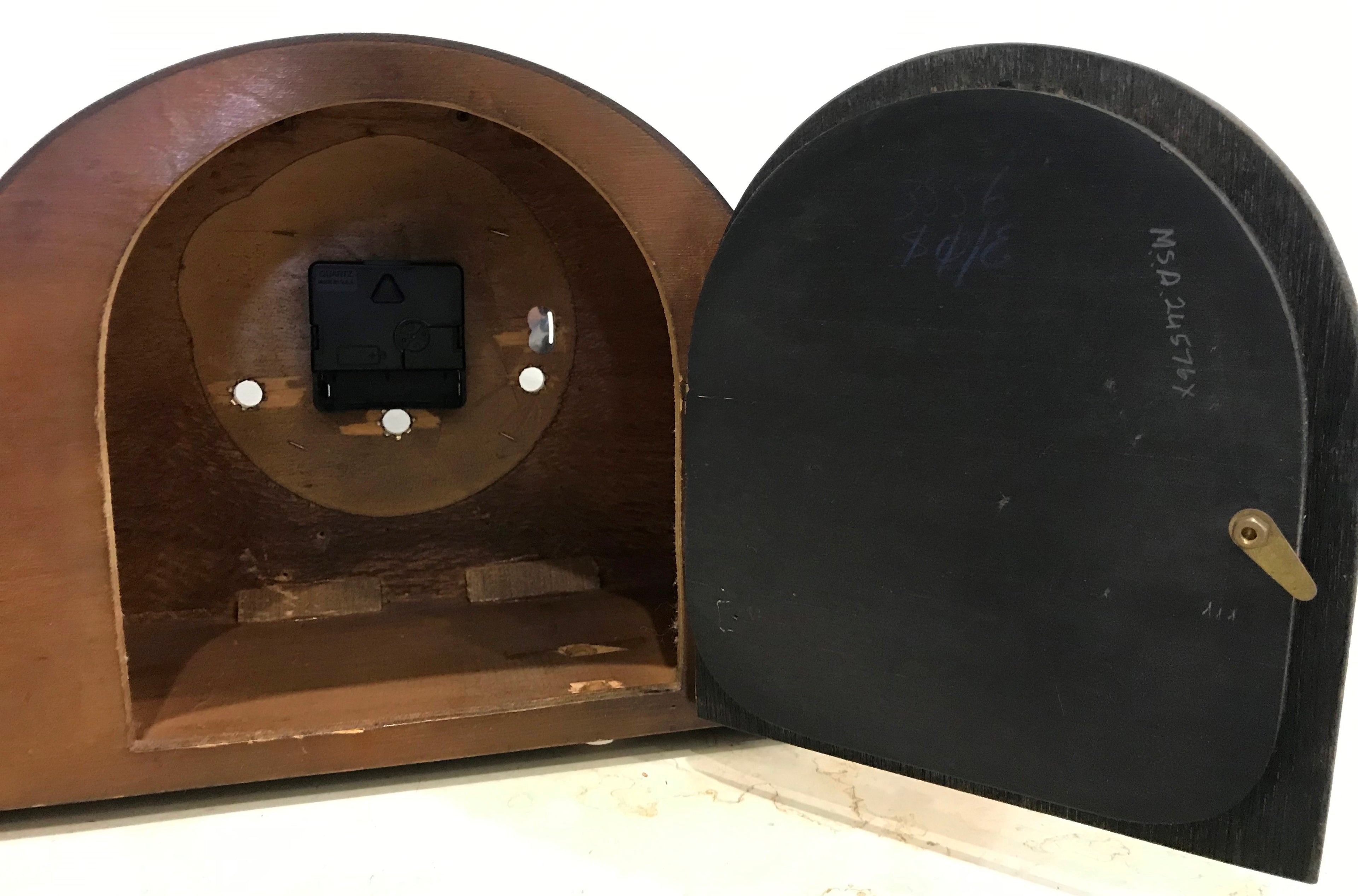 Vintage Battery Clock | eXibit collection