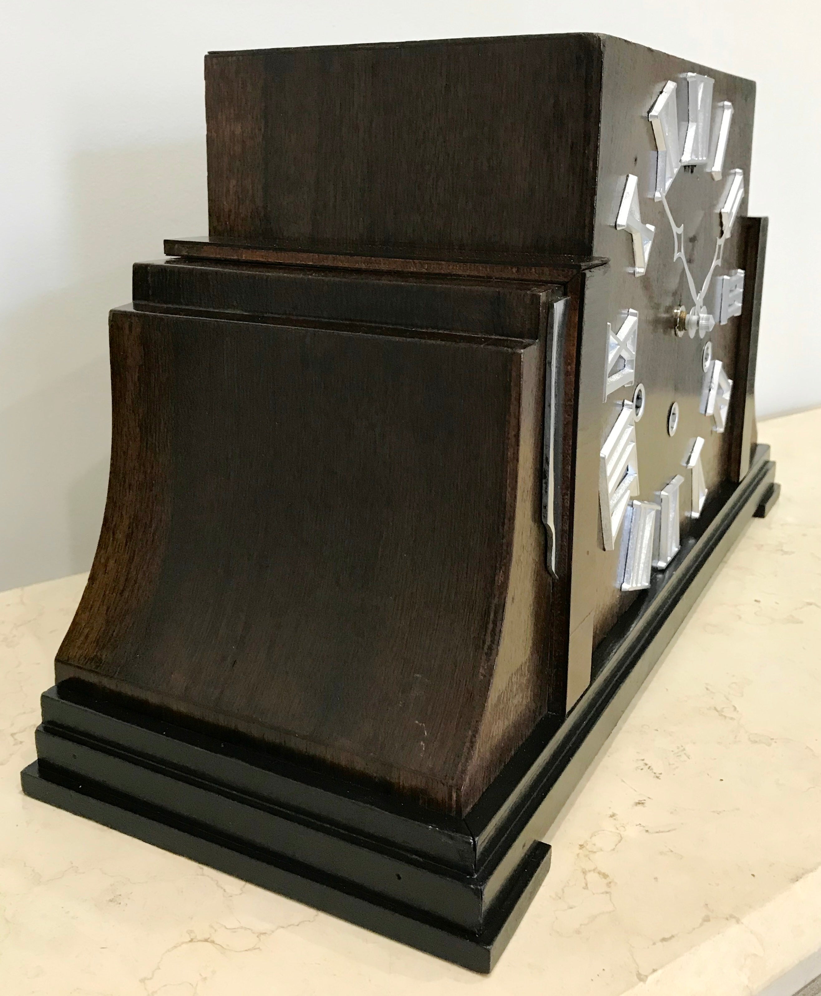 Vintage Battery Clock | eXibit collection