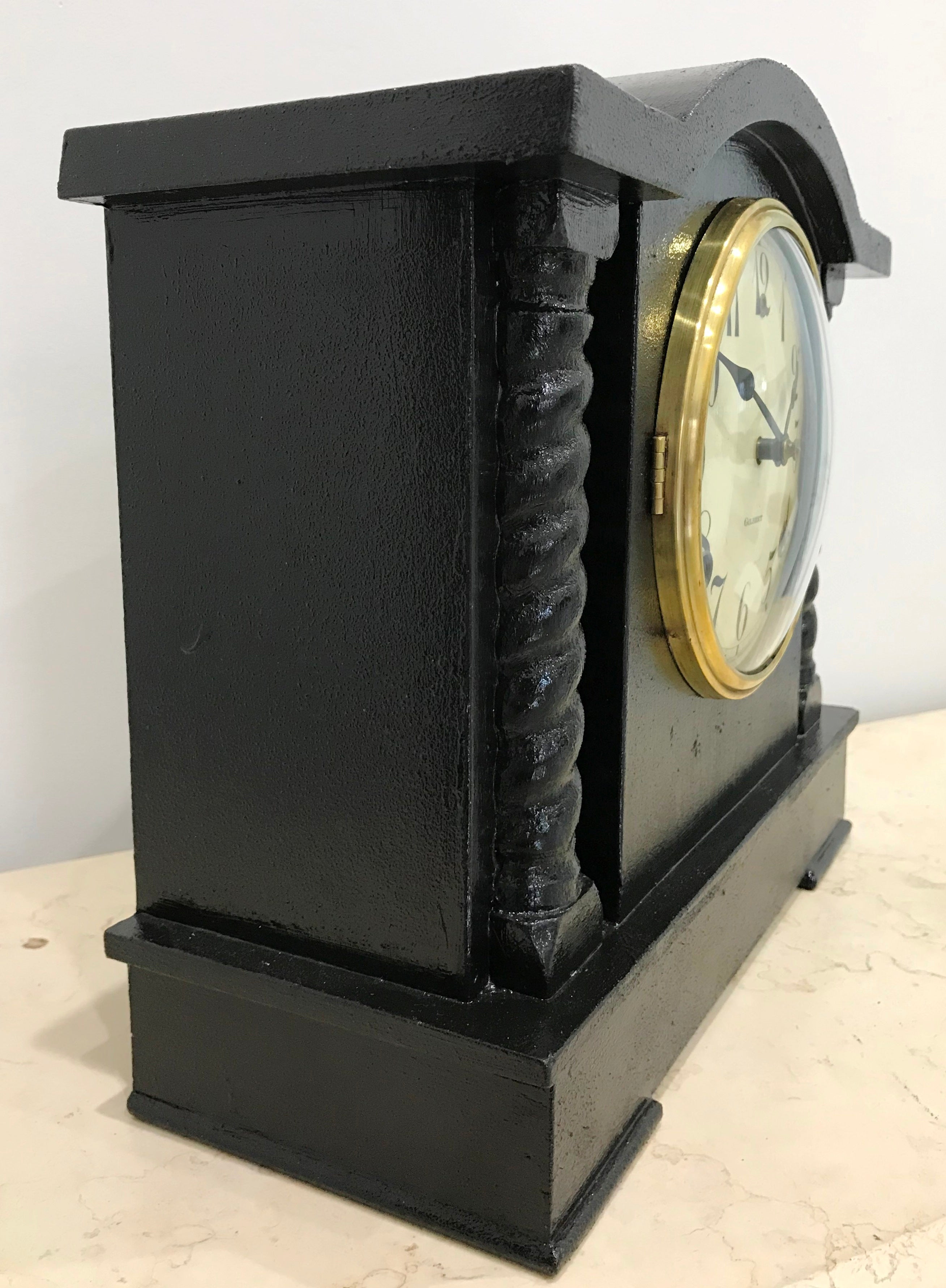 Restored Vintage Gilbert Mantel Clock | eXibit collection