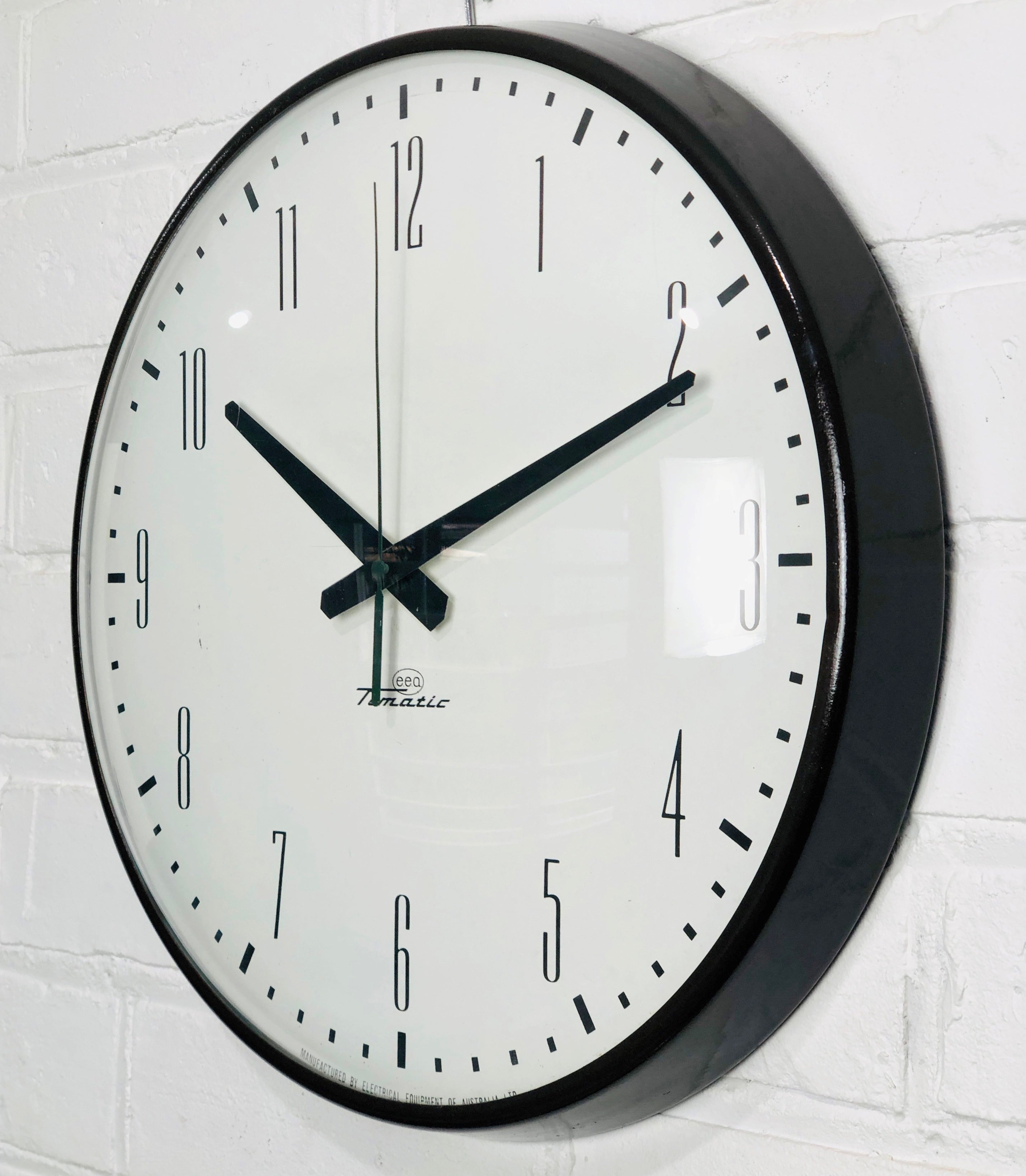 Vintage TIMATIC Battery Station Wall School Clock | eXibit collection