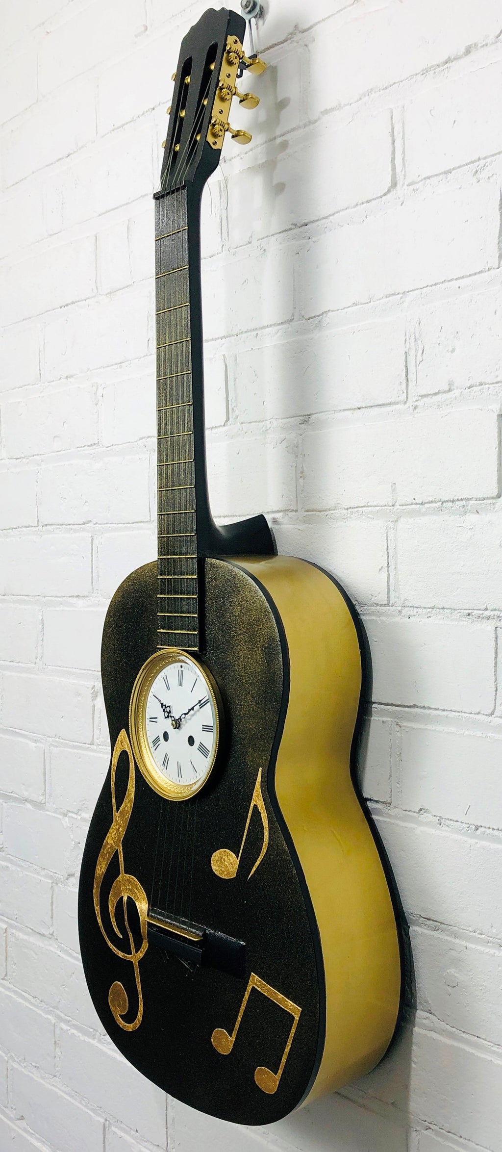 Original Suzuki Guitar Quartz Wall Clock | Adelaide Clocks