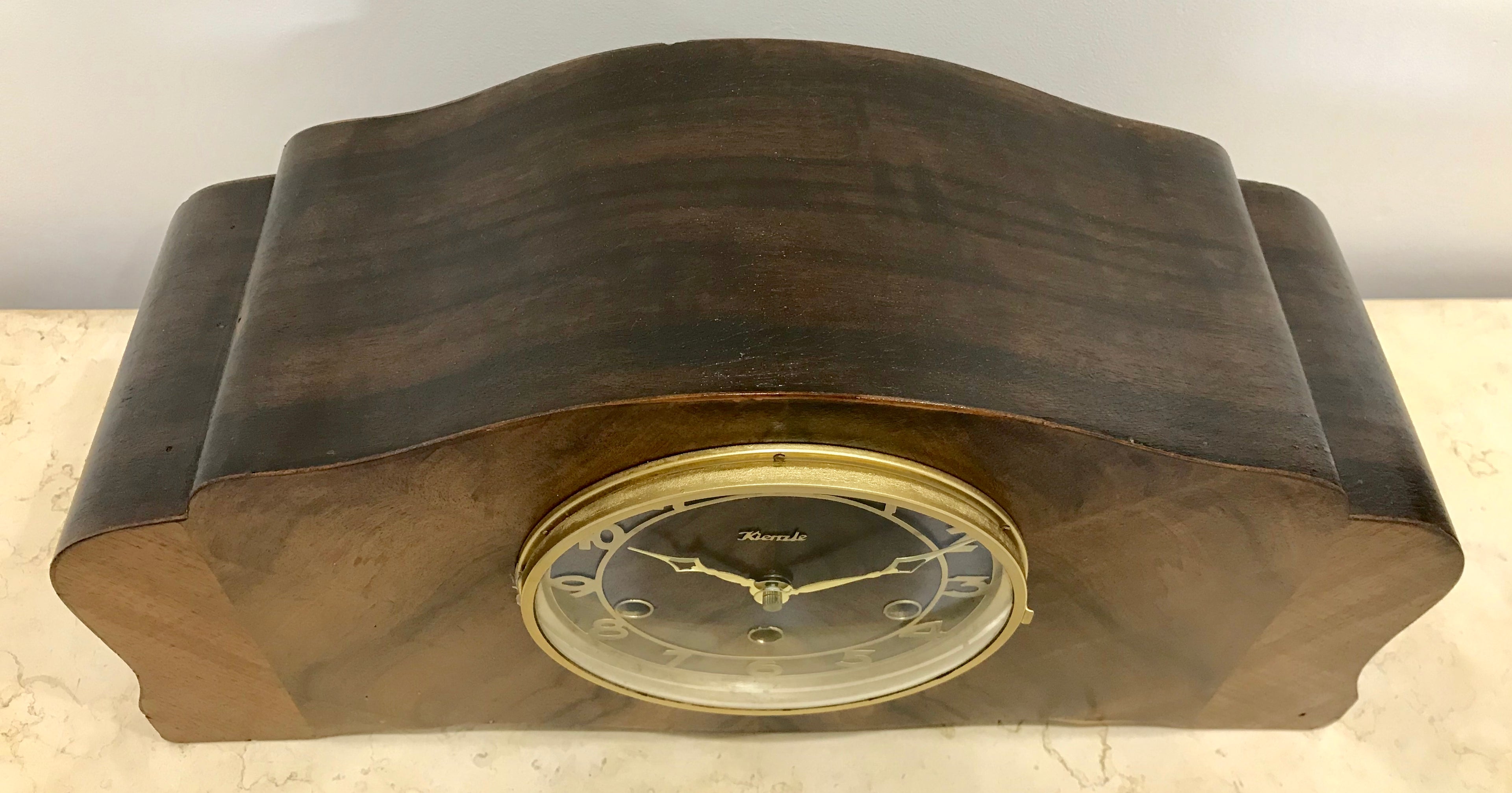 Original Vintage Battery Clock | eXibit collection